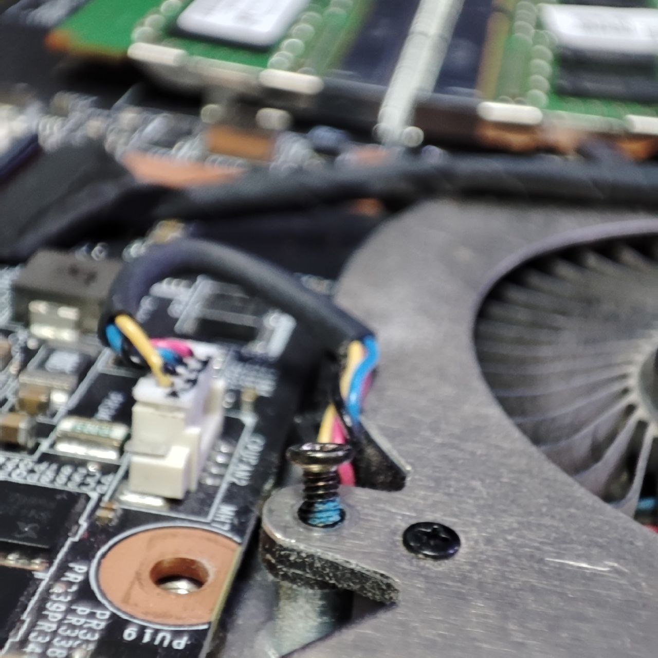 Ремонт ноутбуков Asus в Запорожье